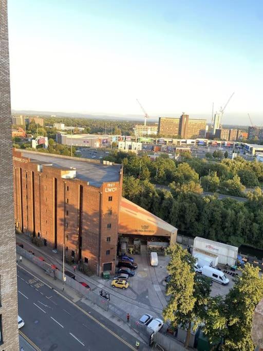 Modern Trafford 1Br Apartment-Free Parking-Cinema Room Manchester Luaran gambar
