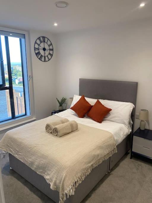 Modern Trafford 1Br Apartment-Free Parking-Cinema Room Manchester Luaran gambar
